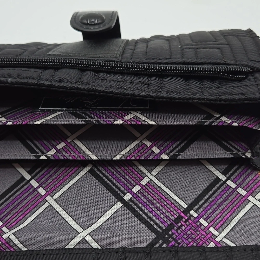 VERA BRADLEY NWT Snap Tab  Continental Wallet Black
